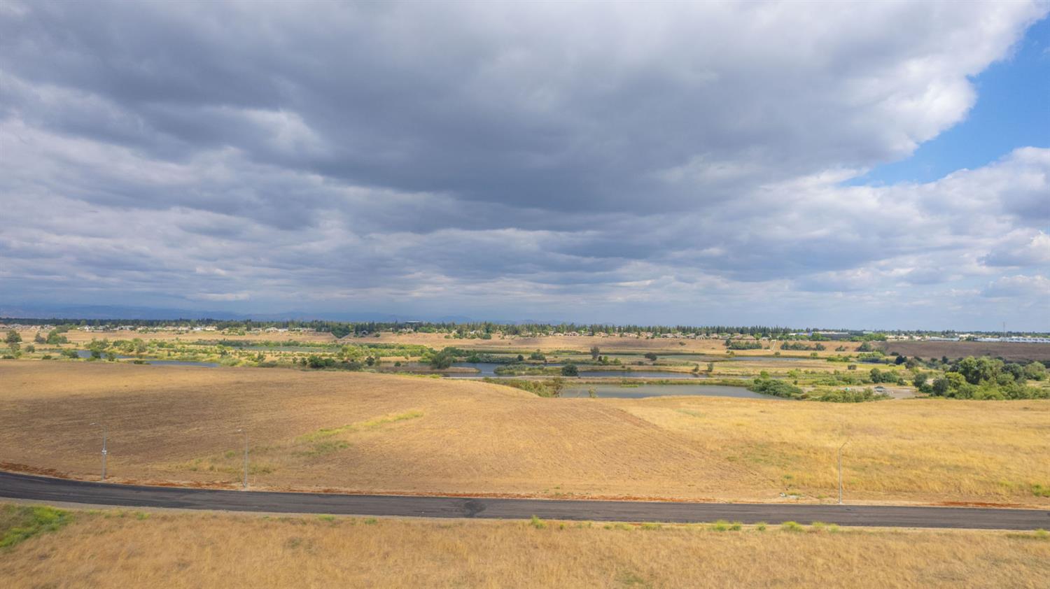 40313 River Estate Dr, Madera, CA 93636