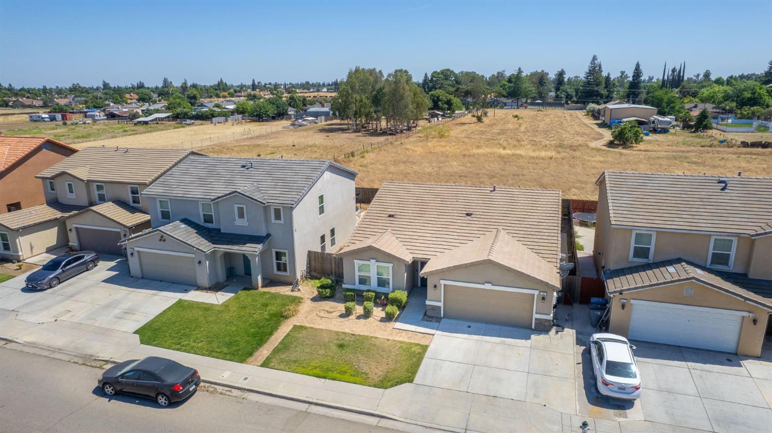 4367 W Saginaw Way, Fresno, CA 93722