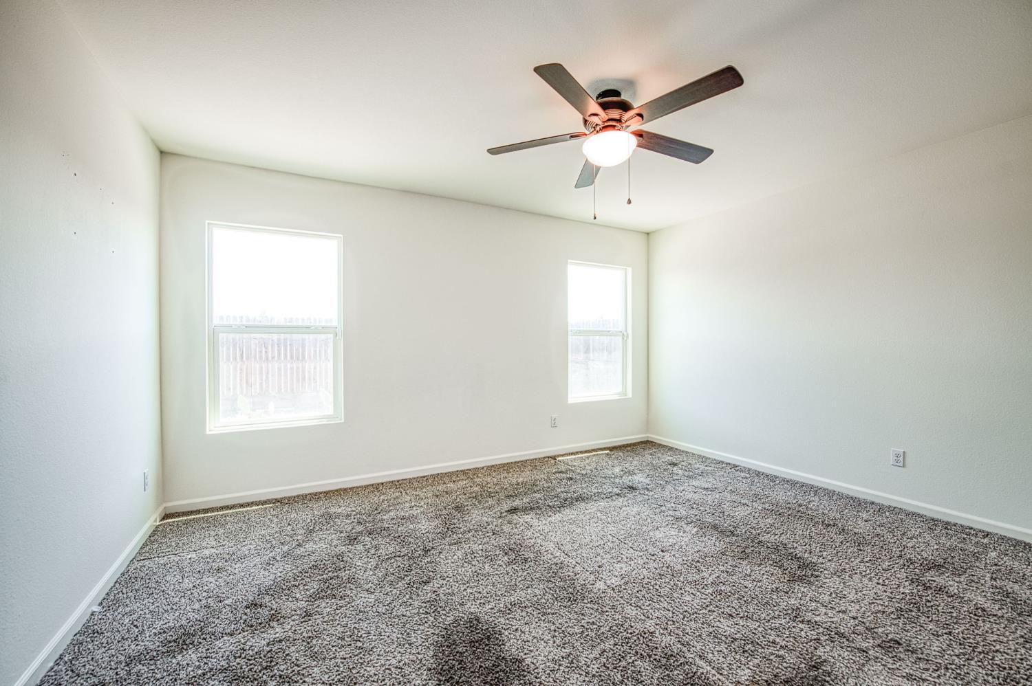 4367 W Saginaw Way, Fresno, CA 93722