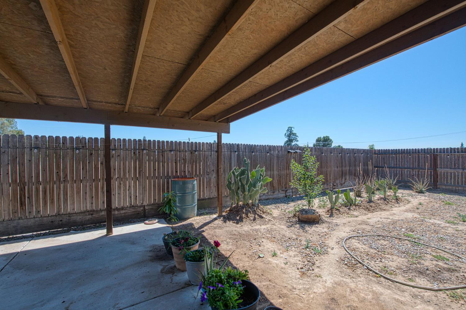 4367 W Saginaw Way, Fresno, CA 93722