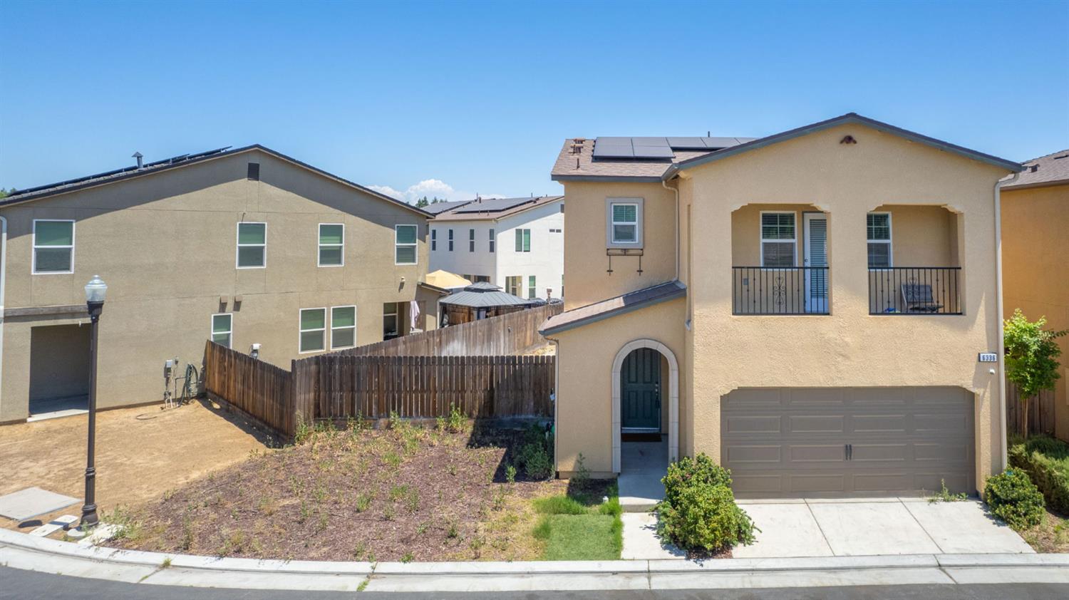 6336 N Santa Lucia Way, Fresno, CA 93722