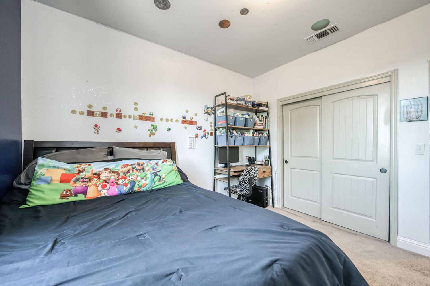 297 W Lilac Ave, Reedley, CA 93654