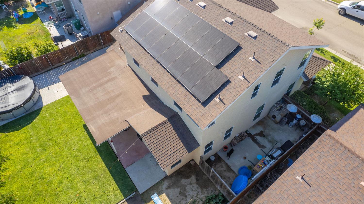 297 W Lilac Ave, Reedley, CA 93654