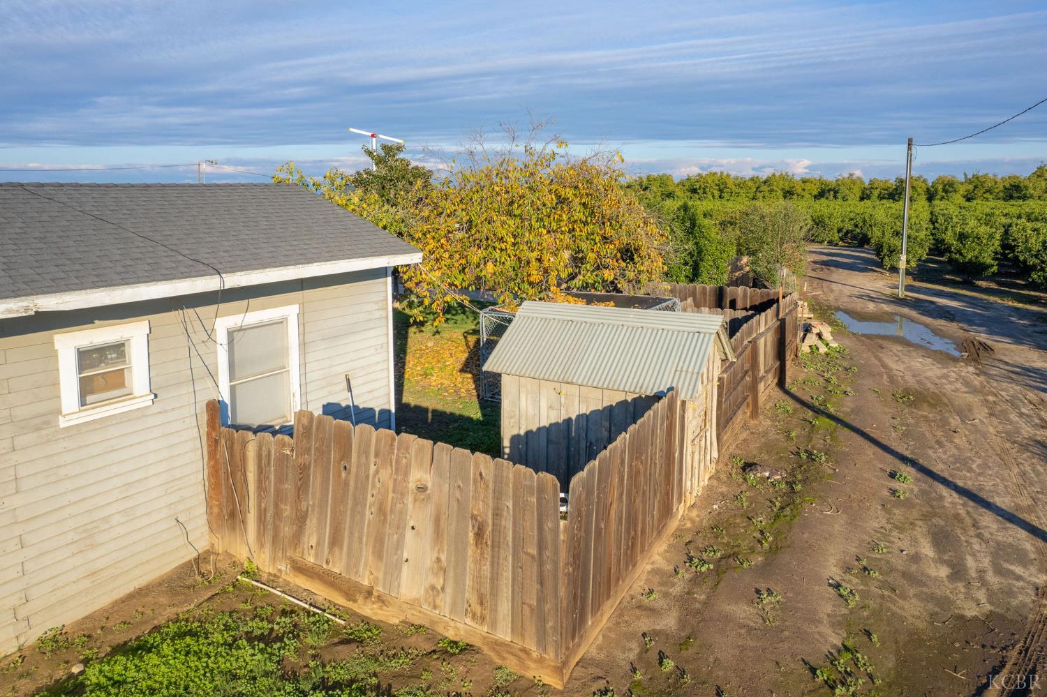 343 6th Avenue Dr, Kingsburg, CA 93631