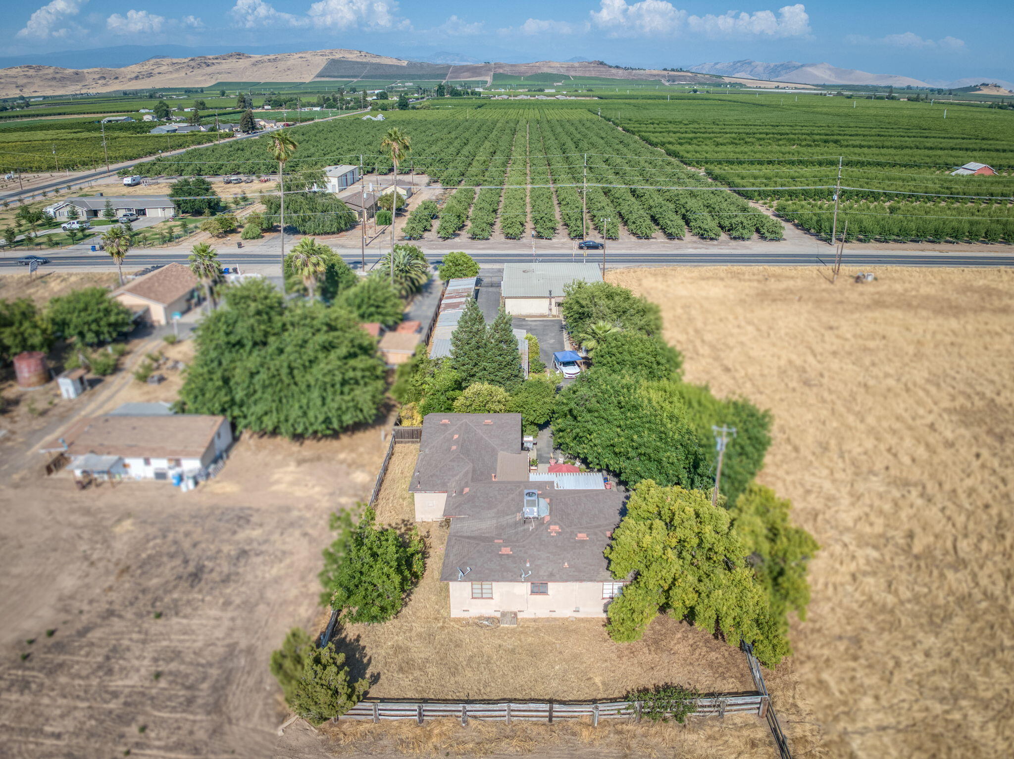 43125 Road 80, Dinuba, CA 93618