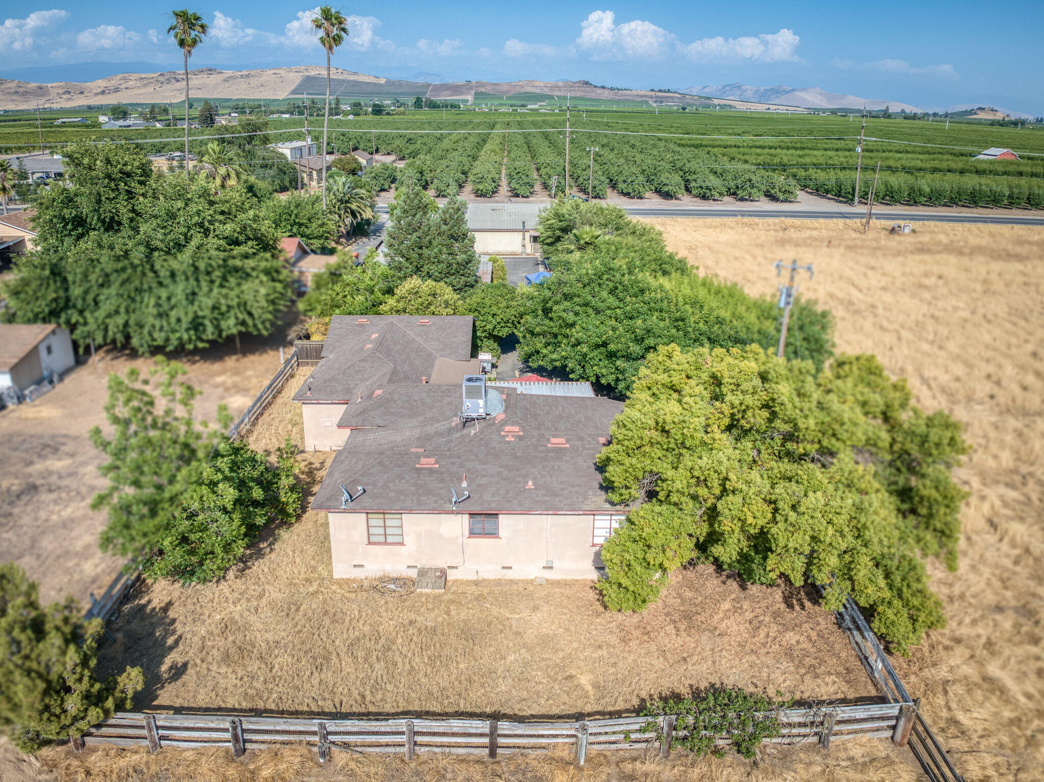 43125 Road 80, Dinuba, CA 93618
